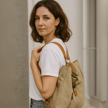 Lade das Bild in den Galerie-Viewer, Hochwertige & ergonomische Multifunktionstasche inkl. 3-in-1-Tragesystem