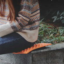 Lade das Bild in den Galerie-Viewer, FaltMat - Thermische Faltmatte für die Wanderung