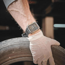 Lade das Bild in den Galerie-Viewer, AirForce Health K52 - die unzerstörbare Militär-Smartwatch mit Echtzeit Herzfrequenzmesser, Blutdruck-/Sauerstoff-Tracker

